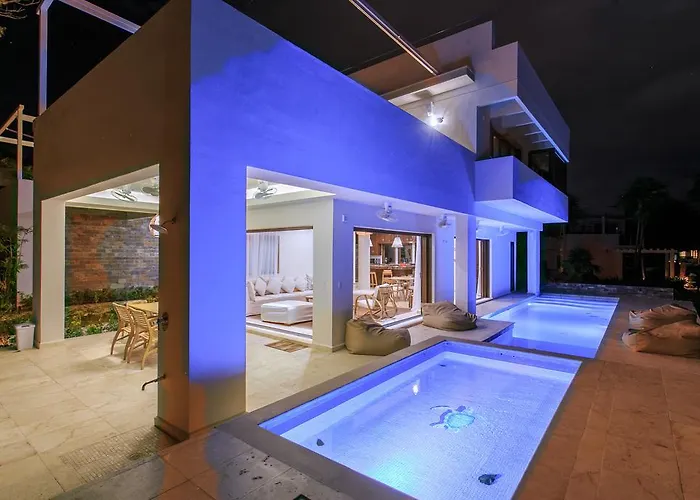 Steps To Unica 6bedroom Pousada Playa del Carmen